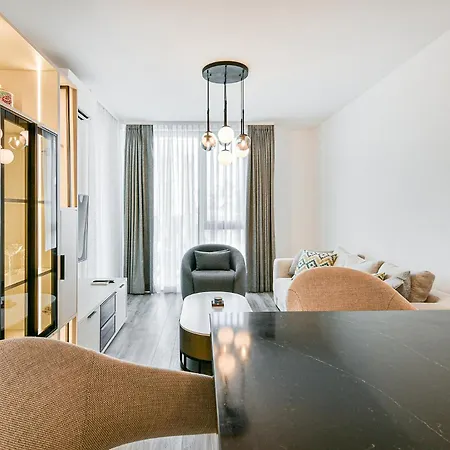 Super Luxury Flat For 2 In Deluxe Azur アパート ヴァルナ