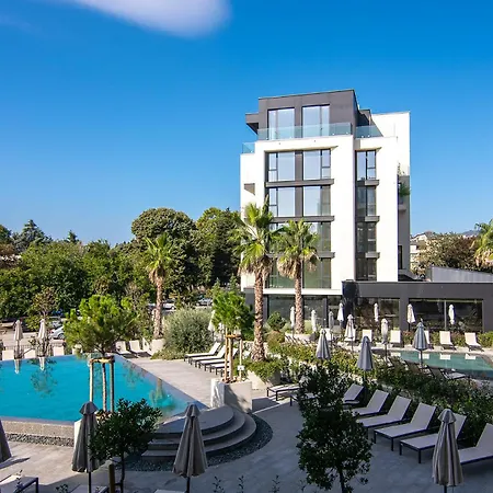 Super Luxury Flat For 2 In Deluxe Azur Апартаменти