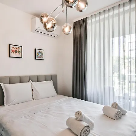 Super Luxury Flat For 2 In Deluxe Azur