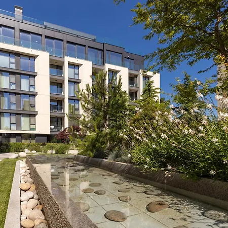 Super Luxury Flat For 2 In Deluxe Azur Апартаменти Варна